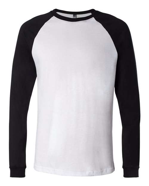 COLOR_NAME=White/ Black | COLOR_HEX=#f2f0ef | IMAGE_TYPE=front | SKU=3000