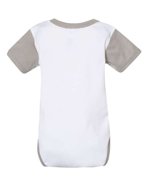 COLOR_NAME=White/ Titanium | COLOR_HEX=#ffffff | IMAGE_TYPE=back | SKU=4400